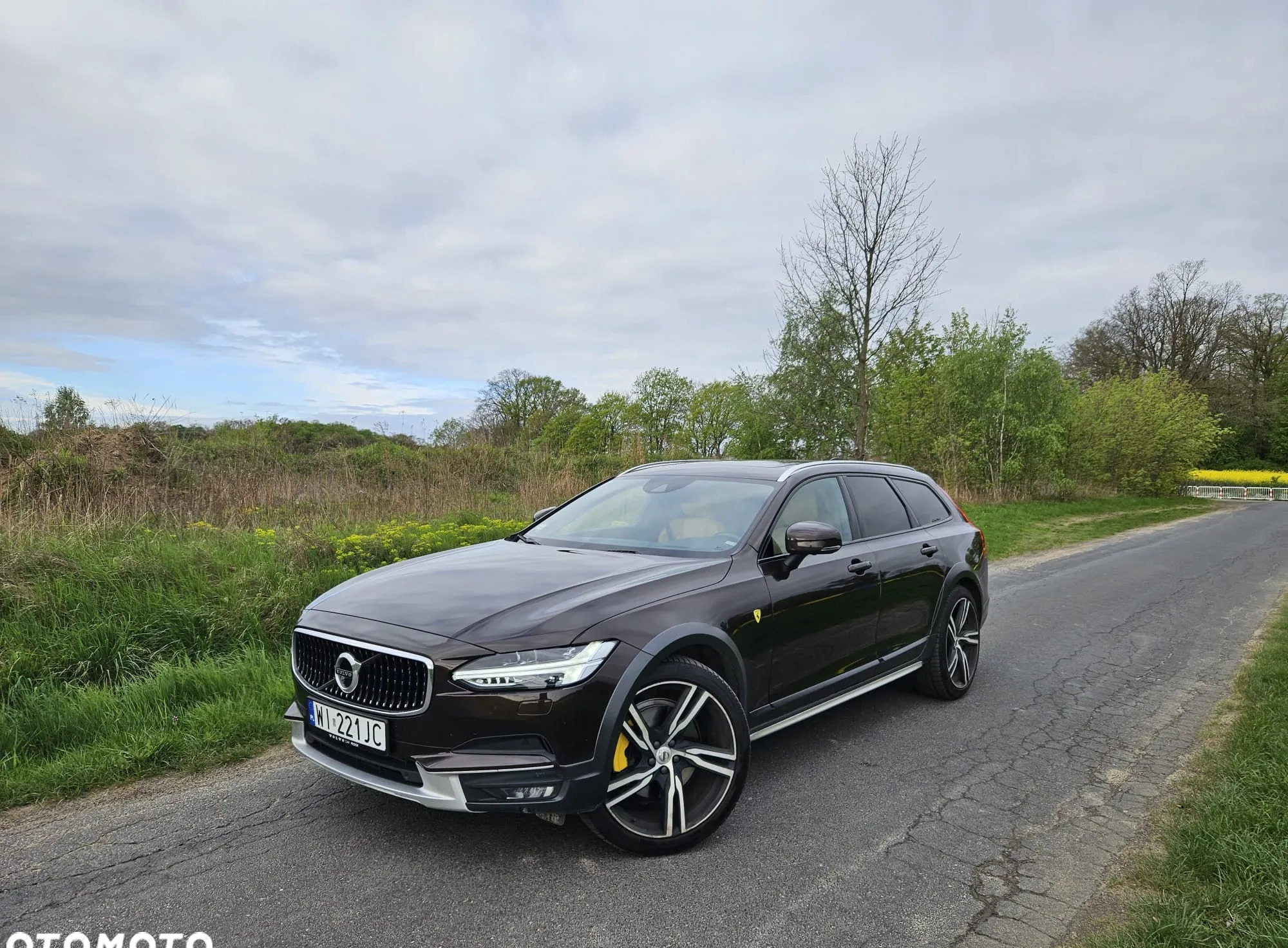 Volvo V90 Cross Country cena 159000 przebieg: 152500, rok produkcji 2019 z Wrocław małe 704